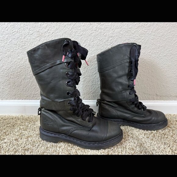 Dr Martens 90s Rustic Black Airwair Combat Boots Plaid Fold Over Motorcycle 8.5 - Picture 2 of 10